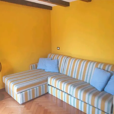 Nice Small On The Lake Villa