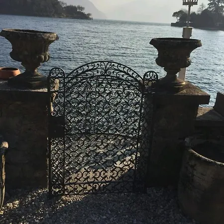 Nice Small On The Lake Villa Ossuccio